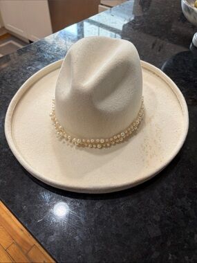 GIGI PIP Cream Pearl-Trim Fedora